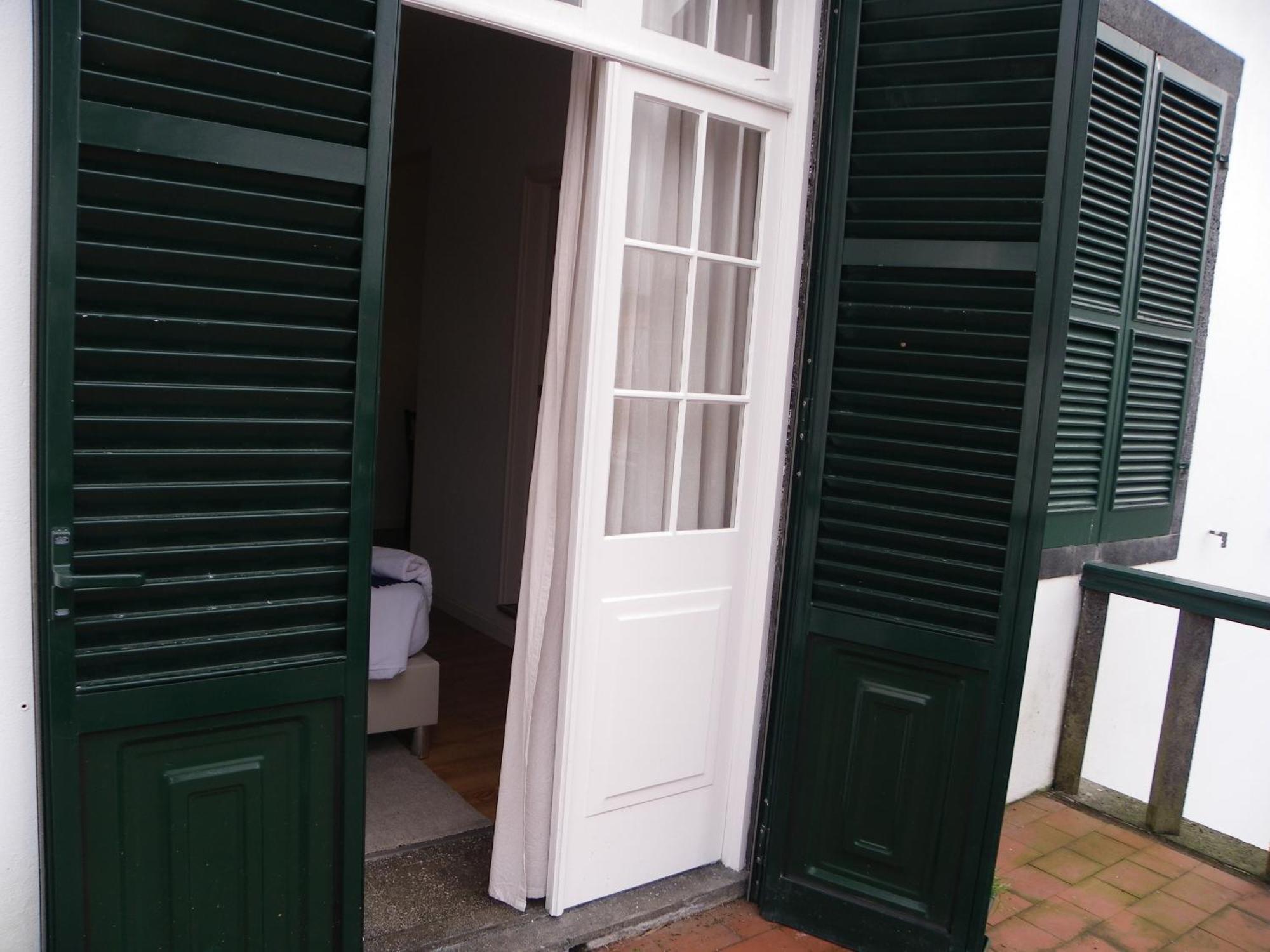 Lagoa Hostel & Suites Exterior photo